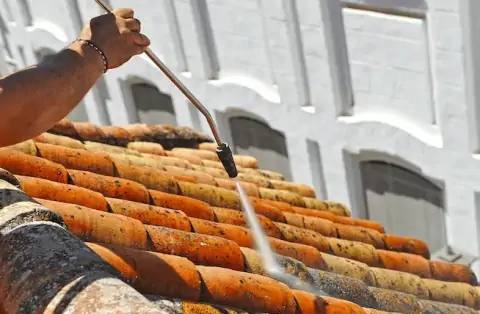 Nettoyage de toitures - Les Haies